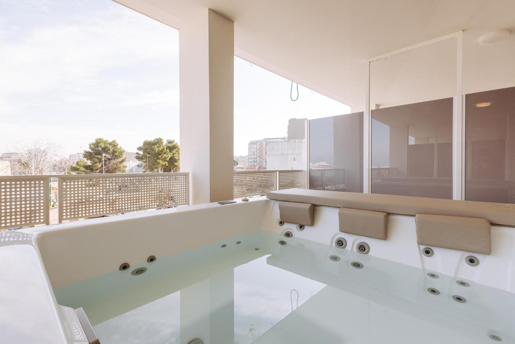 Marisabella Suite Spa 3 Bari Extérieur photo